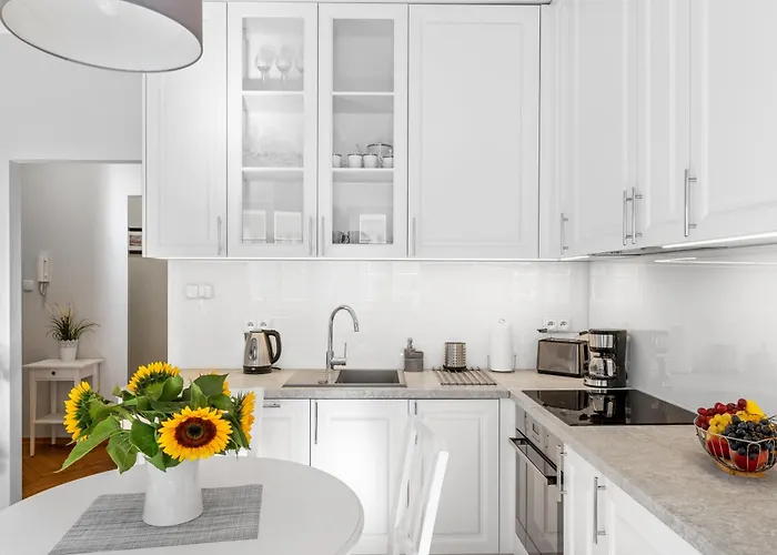 Cute Apartment In The Historic Old Town Of Warsaw